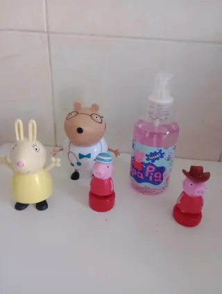 PEPPA PIG PATINADORA + REGALOS, FIGURAS...