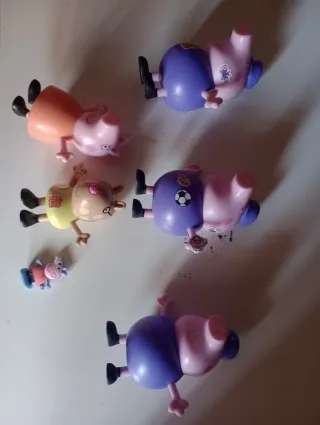 PEPPA PIG PATINADORA + REGALOS, FIGURAS...