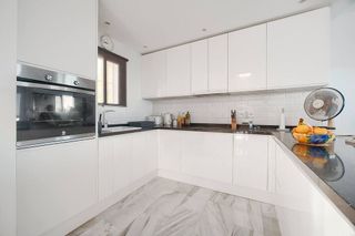 Casa adosada en alquiler en El Faro de Calaburra - Chaparral en Mijas