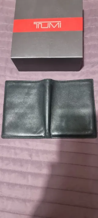 Cartera Tumi Negra