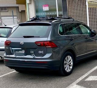 Baca Thule WingBar Edge 9582B y 2 portabicicletas