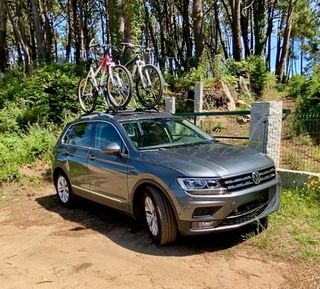 Baca Thule WingBar Edge 9582B y 2 portabicicletas