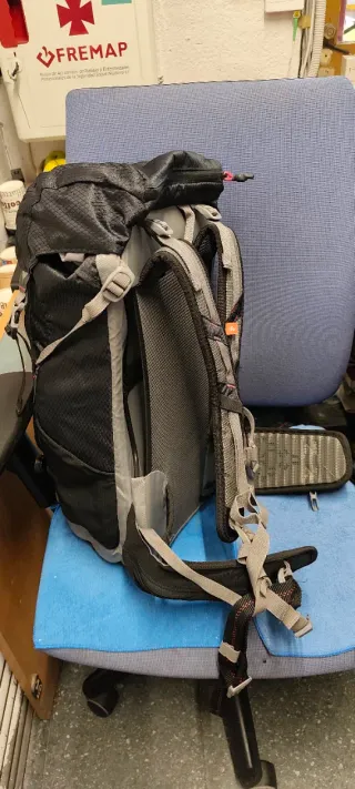 Mochila Quechua 20L Negra Nueva