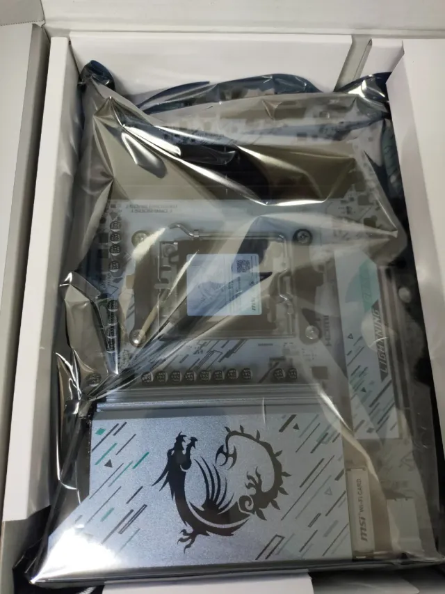 MSI B850M Gaming Plus WiFi Placa Base mATX