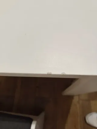 Mesa de comedor blanca