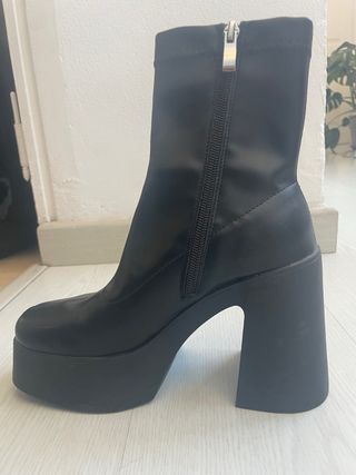 Botines Bosanova negros tacón plataforma talla 36