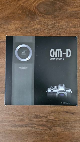 Olympus OM-D E-M10 Mark II + Objetivo