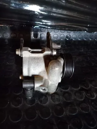 Bomba Dirección Ford Mondeo 1997