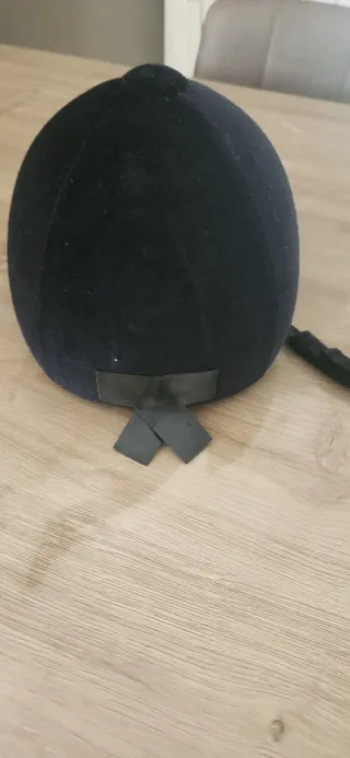 Casco de hípica negro