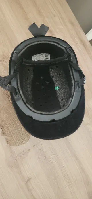 Casco de hípica negro