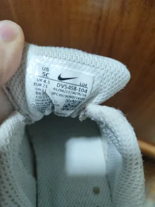 Zapatillas Nike Blancas Bebé Velcro.No hago envíos