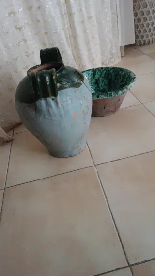 2 Antichi vasi in terracotta