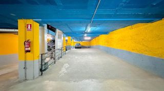 Garaje en alquiler en Creu Alta en Sabadell
