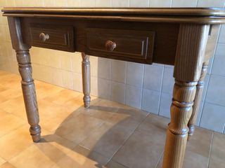 Mesa extensible de madera