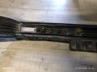 Paragolpes delantero estrecho de Vw Golf  Mk2