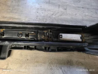 Paragolpes delantero estrecho de Vw Golf  Mk2