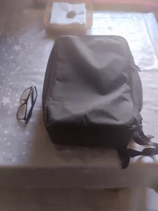 Mochila negra tamaño medio