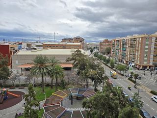 Piso en alquiler en El Cabanyal- El Canyamelar en Valencia