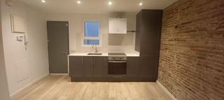 Piso en venta en El Raval en Barcelona