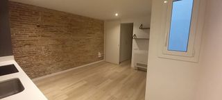 Piso en venta en El Raval en Barcelona
