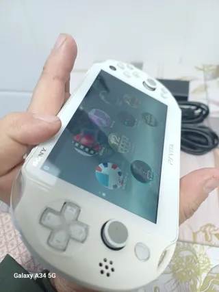 PS Vita Final Fantasy X/X-2 Edición Especial