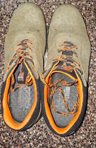 Zapato de Seguridad "COFRA Talla 44"