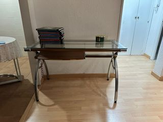 Mesa escritorio cristal y metal