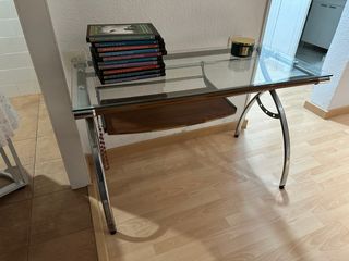 Mesa escritorio cristal y metal