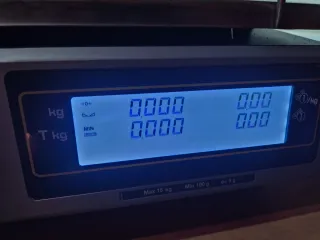 Balanza etiquetadora Dibal Mistral pegatinas.