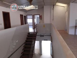 Nave industrial en venta en Santa Cruz - Industria - Polígono Campollano en Albacete