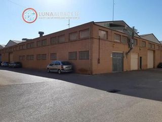 Nave industrial en venta en Santa Cruz - Industria - Polígono Campollano en Albacete