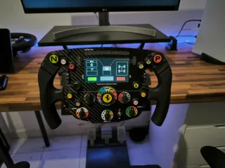 Volante Thrustmaster Ferrari SF1000
