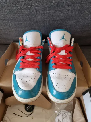 Air Jordan 1 Low SE Barcelona Azzurro