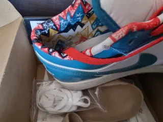 Air Jordan 1 Low SE Barcelona Azzurro