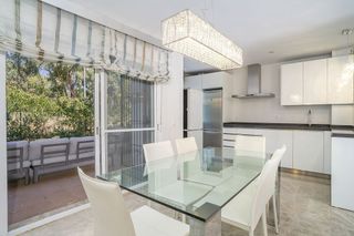 Piso en venta en Los Naranjos - Las Brisas en Marbella