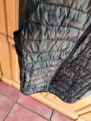 Chaleco acolchado camuflaje