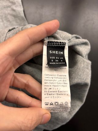 Lote 2 Vestidos Manga Larga