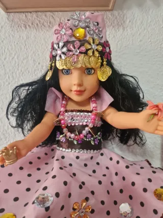 Muñeca gitana vestida con traje regional#oshun