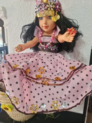 Muñeca gitana vestida con traje regional#oshun