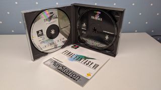 Final Fantasy VII Platinum PAL España Comlpleto