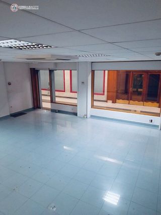 Local comercial en venta en Carretas - Huerta de Marzo - La Pajarita en Albacete