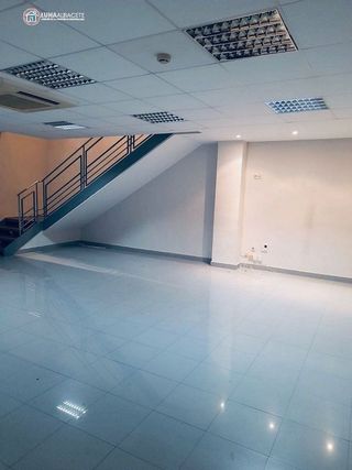 Local comercial en venta en Carretas - Huerta de Marzo - La Pajarita en Albacete