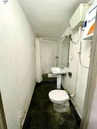 Local comercial en alquiler en Santa Cruz - Industria - Polígono Campollano en Albacete