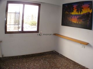 Piso en venta en Benicalap en Valencia