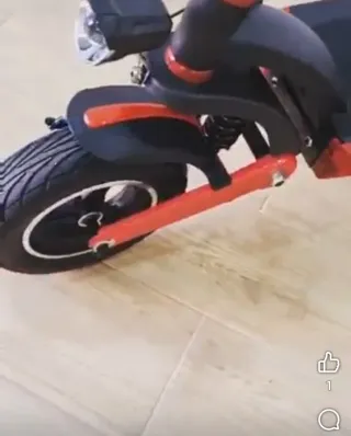 Patinete eléctrico Road 5 sin estrenar. NO CARGADO