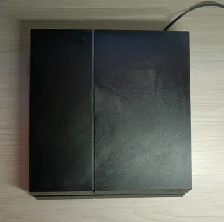 PS4 (PlayStation 4) Negra. 1TB