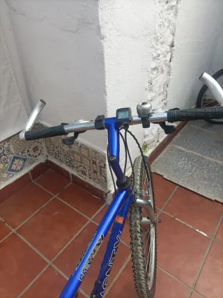 Bicicleta Monty Azul