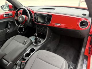 Volkswagen Beetle 2012