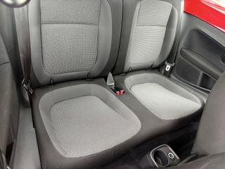 Volkswagen Beetle 2012
