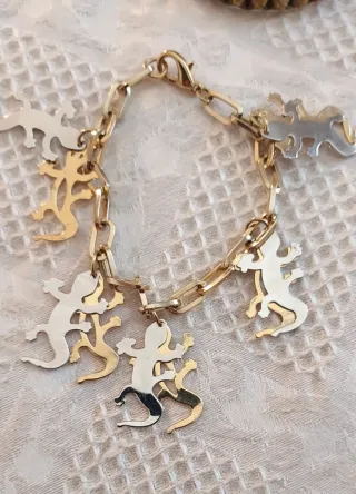 Set bigiotteria: orecchini, collane, braccialetti